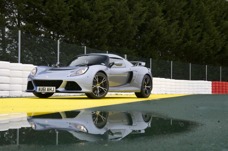 Lotus Exige S 2012 года  (фото 21 из 42)
